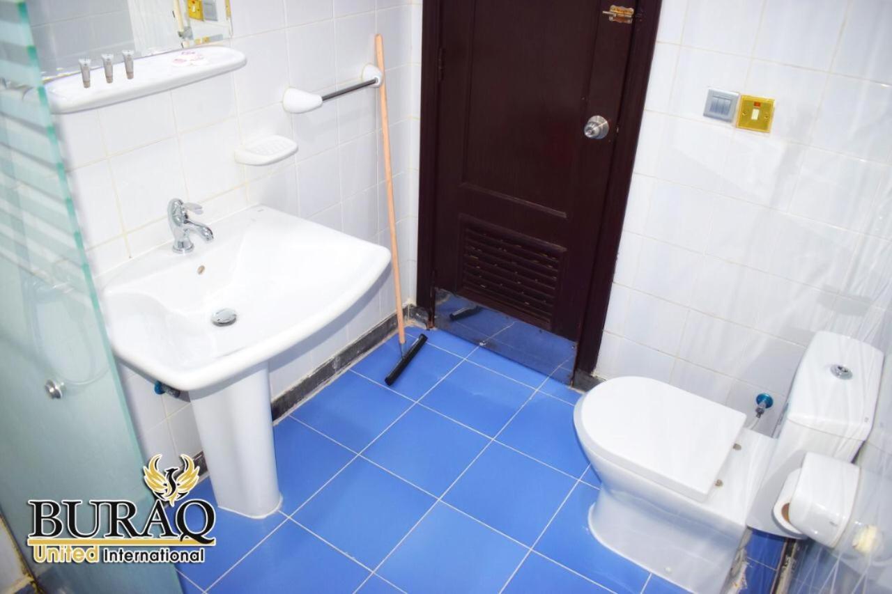 Hotel Buraq Alzahabi Медина Екстериор снимка